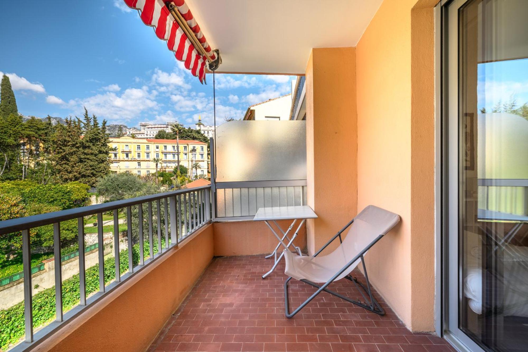 'L'Alicante Proche' Gare, Terrasse, Vue Mer 芒通 外观 照片